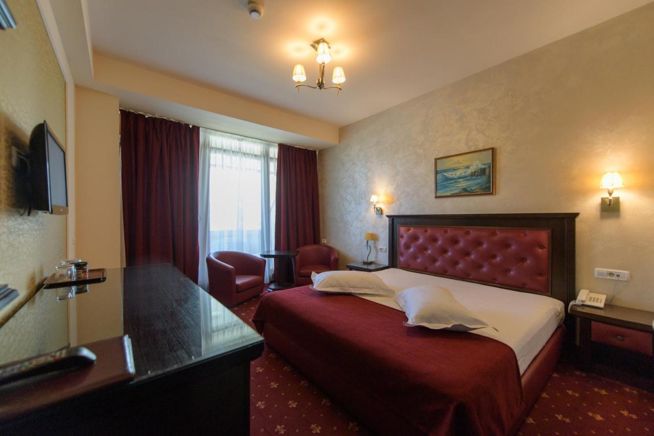 Hotel Golden Palace Mamaia Esterno foto