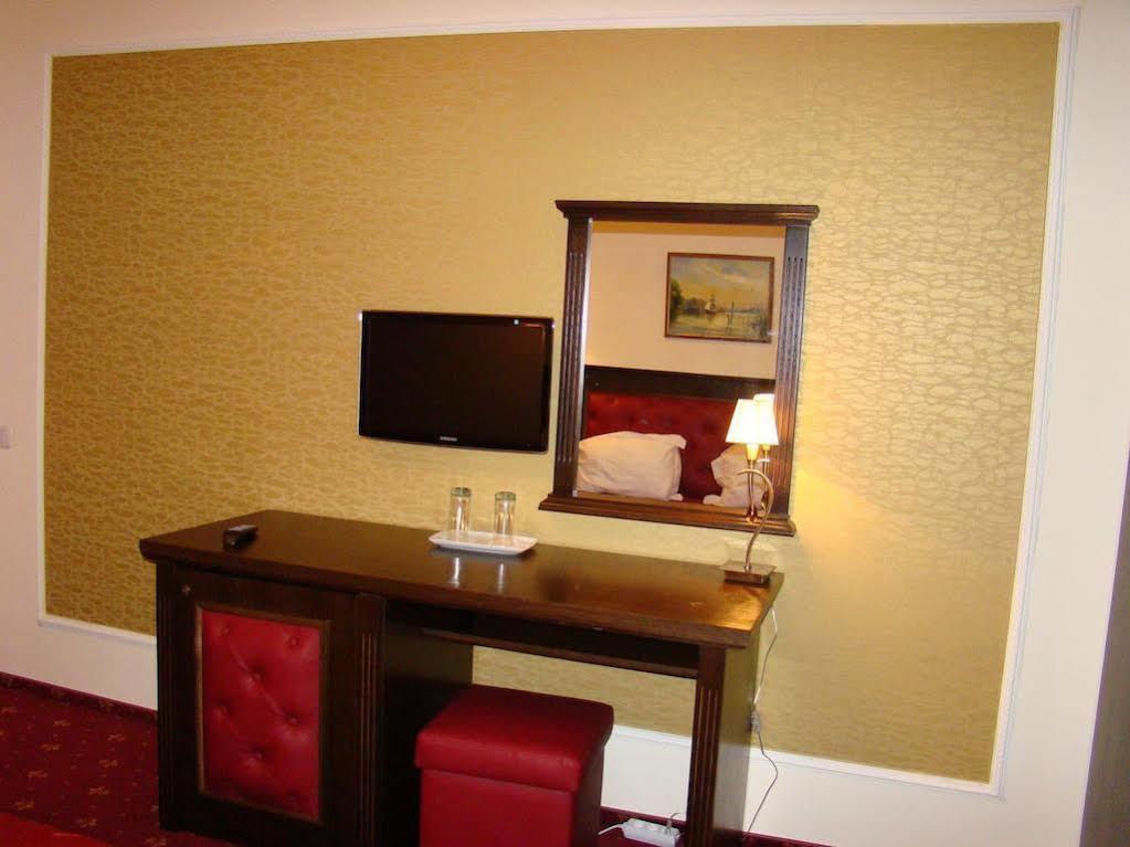 Hotel Golden Palace Mamaia Esterno foto